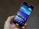 Samsung   Galaxy J  3     Snapdragon 800