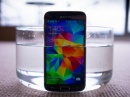 Samsung   Galaxy S5  , 3     Snapdragon 805