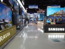 Samsung Display    OLED  QD-OLED