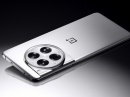OnePlus 12 показали на официальных изображениях в трех цветах с незначительными изменениями в дизайне