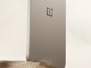  OnePlus 15s   :  OLED- 1,5K, Snapdragon 8 Elite Gen 5, 7000 
